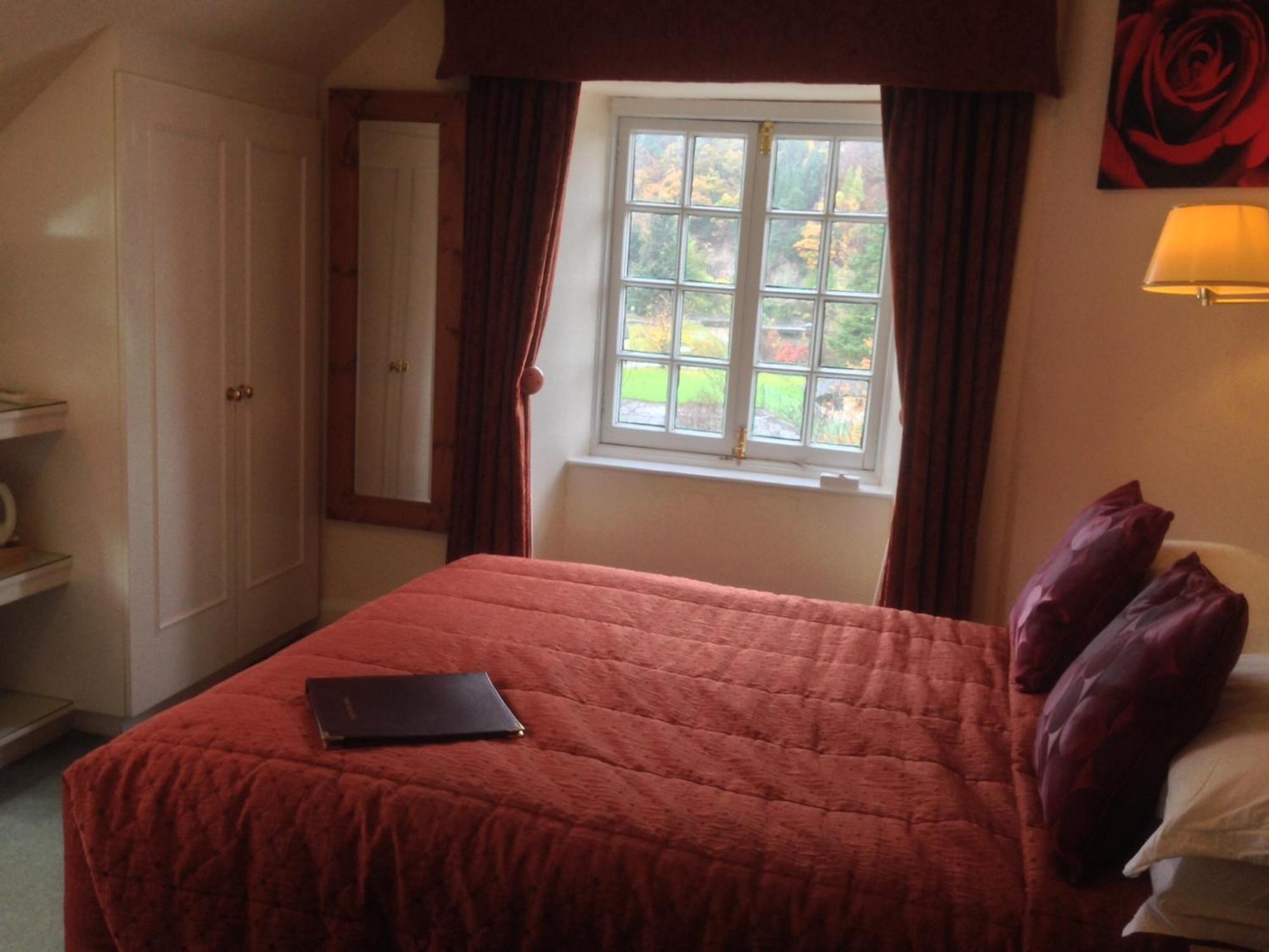 Highlander Inn Craigellachie Δωμάτιο φωτογραφία